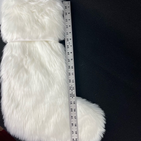Nicole Miller Home Faux Fur Stocking White Ivory RN 75343 - Picture 7 of 13